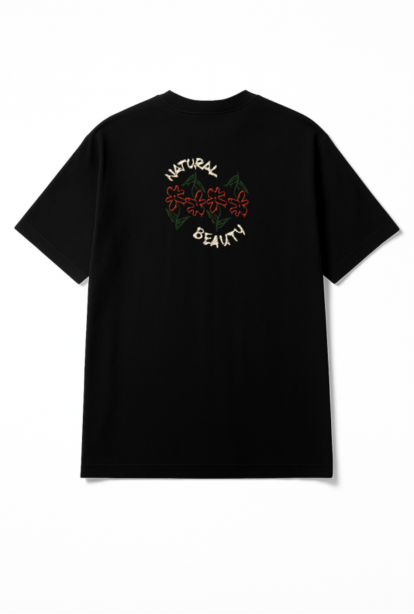 Tricou Streetwear Heart In Thread Natural Beauty Tricou Streetwear Heart In Thread Natural Beauty